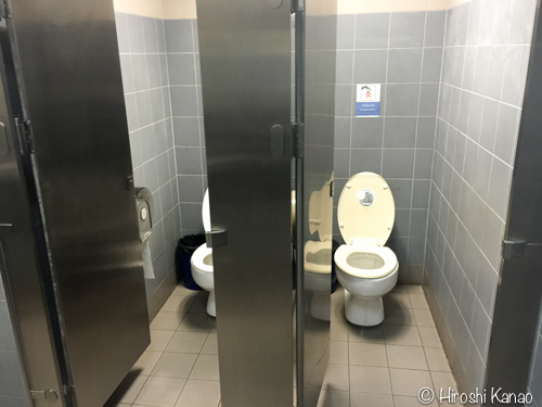 【歓喜！】MRTルンピニ駅でトイレ貸してもらえた！