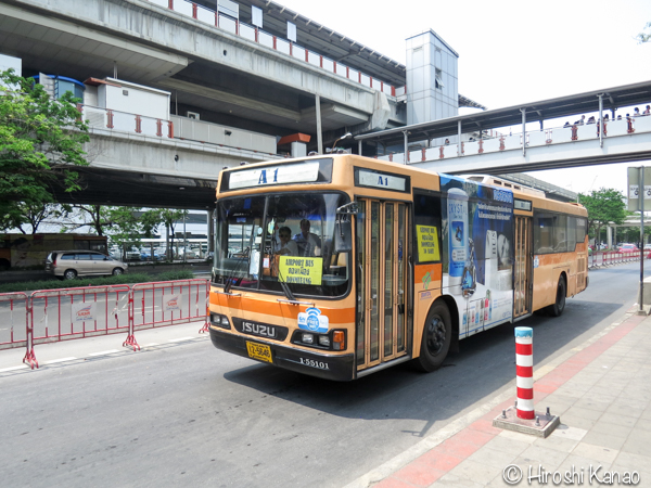 バンコクのモーチットからドンムアン空港まで高速バスで行く方法